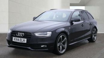 Audi A4 AVANT TFSI QUATTRO S LINE BLACK EDITION
