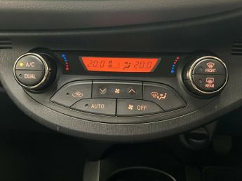 Toyota Yaris D-4D ICON PLUS