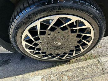 Hyundai Ioniq 73kWh Ultimate Auto 5dr