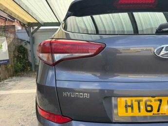 Hyundai Tucson 1.7 CRDi Blue Drive SE Nav DCT Euro 6 (s/s) 5dr