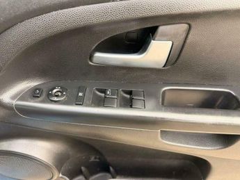 Kia Venga 1.4 EcoDynamics 2 Euro 5 (s/s) 5dr