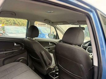 Kia Venga 1.4 EcoDynamics 2 Euro 5 (s/s) 5dr