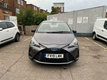 Toyota Yaris 1.5 VVT-h Active E-CVT Euro 6 (s/s) 5dr