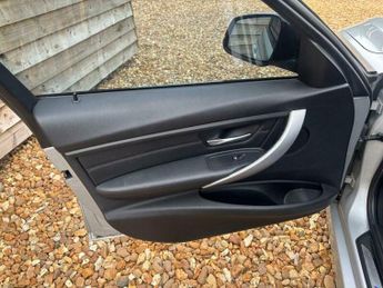 BMW 3 SERIES 2.0 318d M Sport Auto Euro 5 (s/s) 4dr