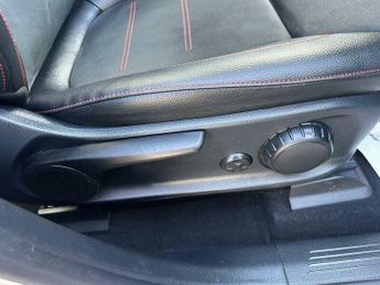 Mercedes-Benz E Class EQA 250 66.5kWh AMG Line (Premium) Auto 5dr