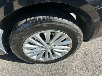 MG MG5 61.1kWh Exclusive Long Range Auto 5dr