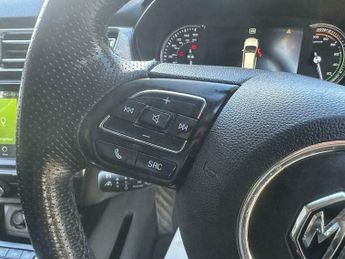 MG MG5 61.1kWh Exclusive Long Range Auto 5dr