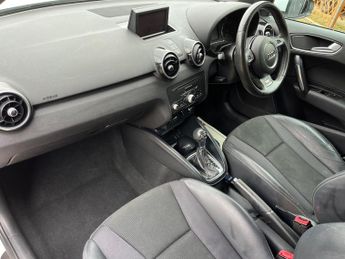 Audi A1 SPORTBACK TFSI S LINE