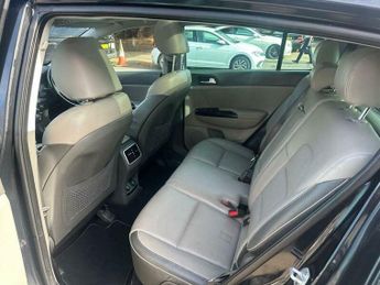 Kia Sportage 2.0 CRDi First Edition Auto AWD Euro 6 5dr