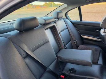 BMW 3 SERIES 2.0 318d SE Business Edition Steptronic Euro 5 4dr