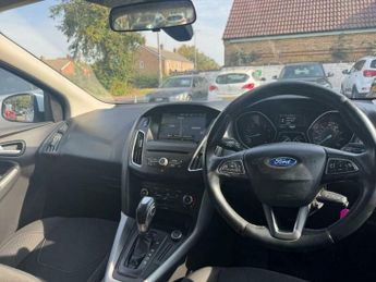 Ford Focus 1.6 Zetec Powershift Euro 6 5dr