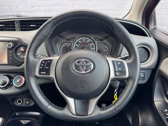 Toyota Yaris VVT-I ICON M-DRIVE S