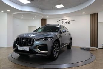 Jaguar F-Pace R-DYNAMIC SE