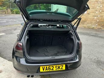 Volkswagen Golf 2.0 TDI BlueMotion Tech GT Euro 5 (s/s) 5dr