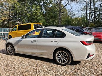 BMW 3 SERIES 330E SE PRO