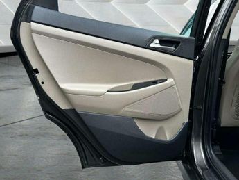 Hyundai Tucson 2.0 CRDi Premium SE Auto 4WD Euro 6 5dr