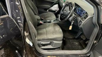 Volkswagen Golf 35.8kWh e-Golf Auto 5dr
