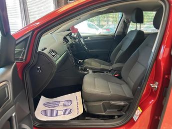 Volkswagen Golf SE TDI BLUEMOTION TECHNOLOGY DSG