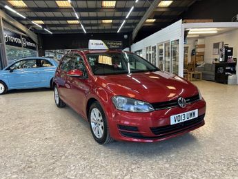 Volkswagen Golf SE TDI BLUEMOTION TECHNOLOGY DSG