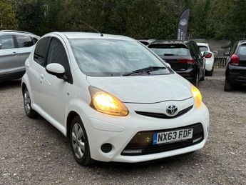 Toyota AYGO 1.0 VVT-i Hatchback 5dr Petrol Manual Euro 5 (67 ps)
