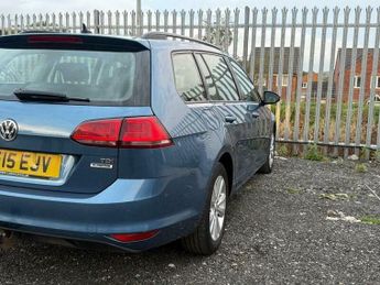 Volkswagen Golf 1.6 TDI BlueMotion Tech SE Euro 5 (s/s) 5dr