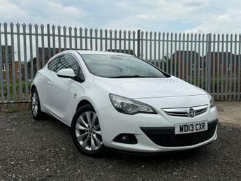 Vauxhall Astra GTC 2.0 CDTi SRi Euro 5 (s/s) 3dr