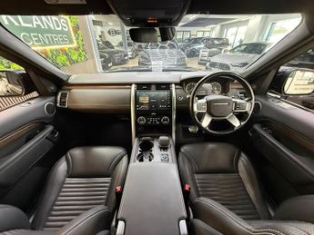 Land Rover Discovery R-DYNAMIC SE [6X SERVICES, EXTENDED LAND ROVER WARRANTY & 5 SEAT