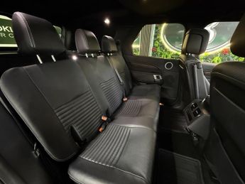 Land Rover Discovery R-DYNAMIC SE [6X SERVICES, EXTENDED LAND ROVER WARRANTY & 5 SEAT