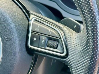 Audi Q3 2.0 TFSI S line S Tronic quattro Euro 5 (s/s) 5dr