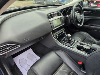 Jaguar XE 2.0d Prestige Euro 6 (s/s) 4dr