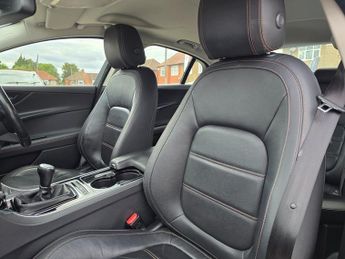 Jaguar XE 2.0d Prestige Euro 6 (s/s) 4dr