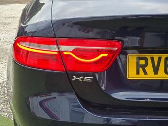 Jaguar XE 2.0d Prestige Euro 6 (s/s) 4dr