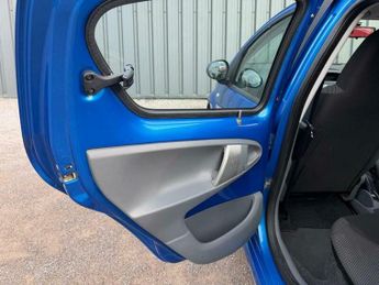 Toyota AYGO 1.0 VVT-i Blue MultiMode Euro 4 5dr