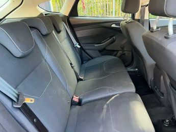 Ford Focus 1.0T EcoBoost Zetec Euro 6 (s/s) 5dr