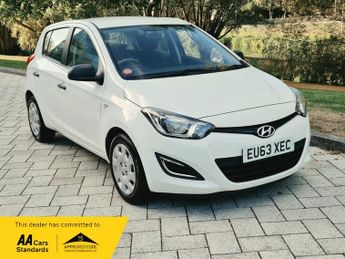 Hyundai I20 1.2 Classic Hatchback 5dr Petrol Manual Euro 5 (85 bhp)