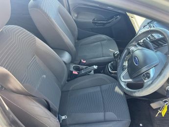 Ford Fiesta 1.0T EcoBoost Titanium Hatchback 5dr Petrol Manual Euro 5 (s/s) 