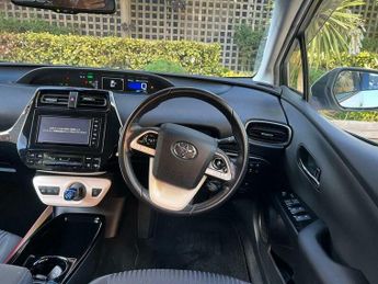 Toyota Prius 1.5 CVT 4dr