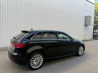 Audi A3 1.4 TFSI e-tron Sportback e-S Tronic Euro 6 5dr 8.8kWh