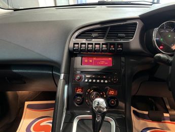 Peugeot 3008 1.6 e-HDi Allure SUV 5dr Diesel EGC Euro 5 (s/s) (115 ps)