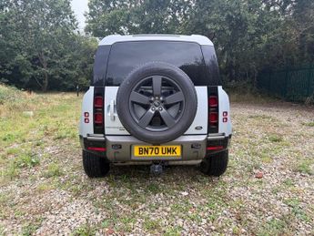 Land Rover Defender X-DYNAMIC HSE