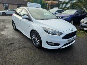 Ford Focus 1.0T EcoBoost ST-Line Euro 6 (s/s) 5dr