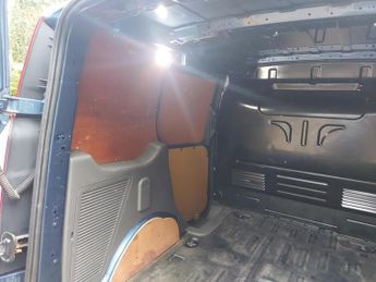 Ford Transit Connect 200 LIMITED TDCI