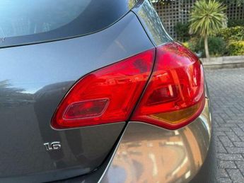 Vauxhall Astra 1.6 16v Exclusiv Auto Euro 5 5dr