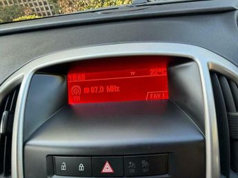 Vauxhall Astra 1.6 16v Exclusiv Auto Euro 5 5dr