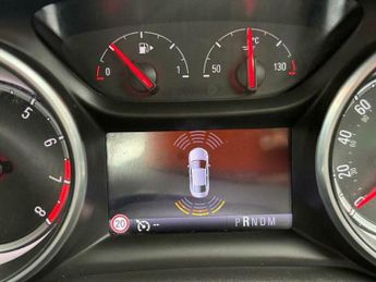 Vauxhall Astra 1.4i Turbo SRi Nav Auto Euro 6 (s/s) 5dr