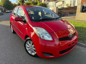 Toyota Yaris 1.33 Dual VVT-i TR Euro 4 (s/s) 5dr