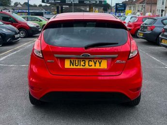 Ford Fiesta 1.0 Zetec Euro 5 (s/s) 5dr