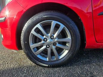Toyota Yaris 1.33 Dual VVT-i Icon Plus Multidrive S Euro 5 5dr