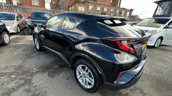 Toyota C-HR 1.8 VVT-h GPF Icon SUV 5dr Petrol Hybrid CVT Euro 6 (s/s) (122 p