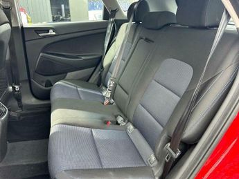 Hyundai Tucson 1.7 CRDi Blue Drive SE Nav Euro 6 (s/s) 5dr